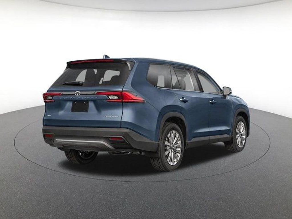 New 2026 Toyota Grand Highlander Platinum SUV