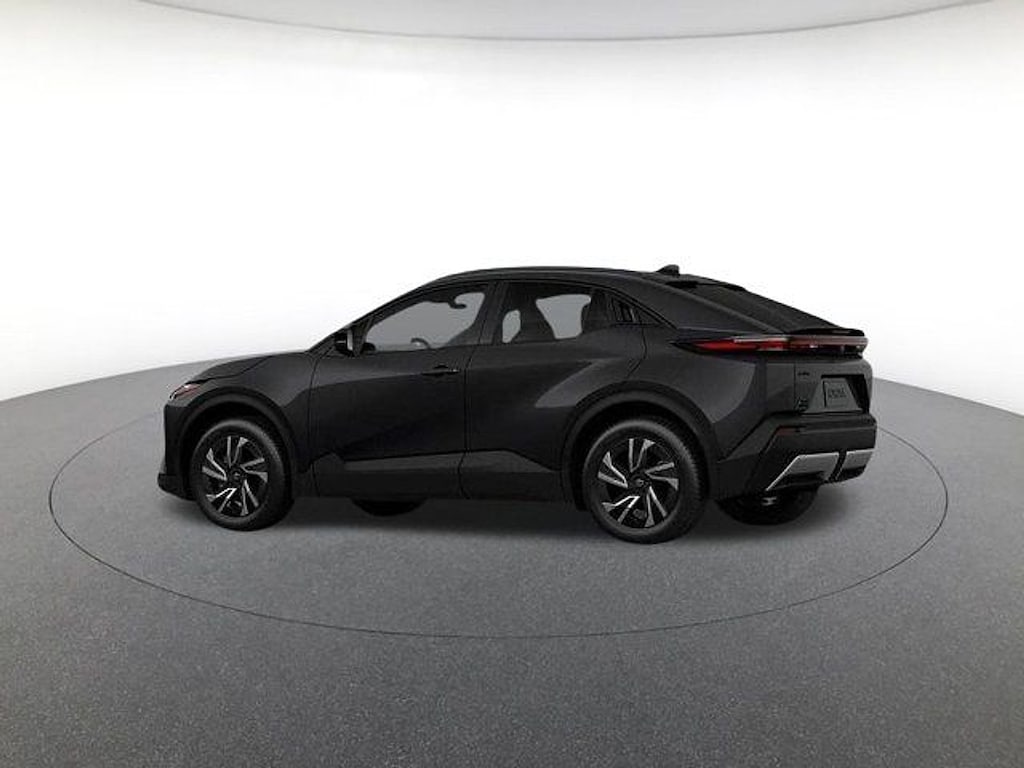 New 2026 Toyota C-HR SE SUV