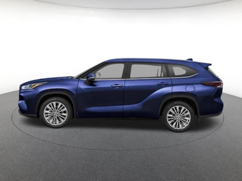 New 2026 Toyota Highlander Platinum SUV