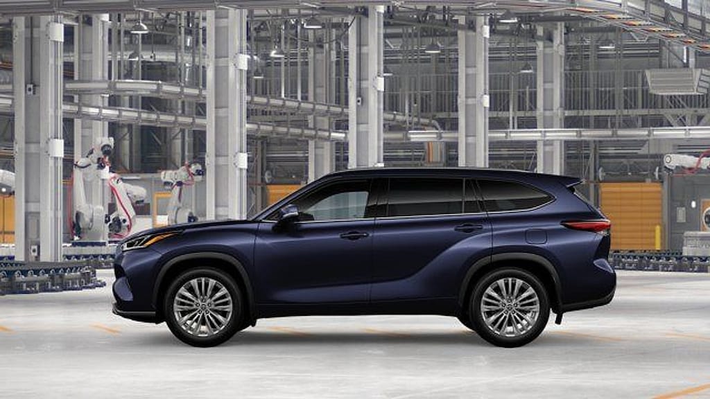 New 2026 Toyota Highlander Platinum SUV