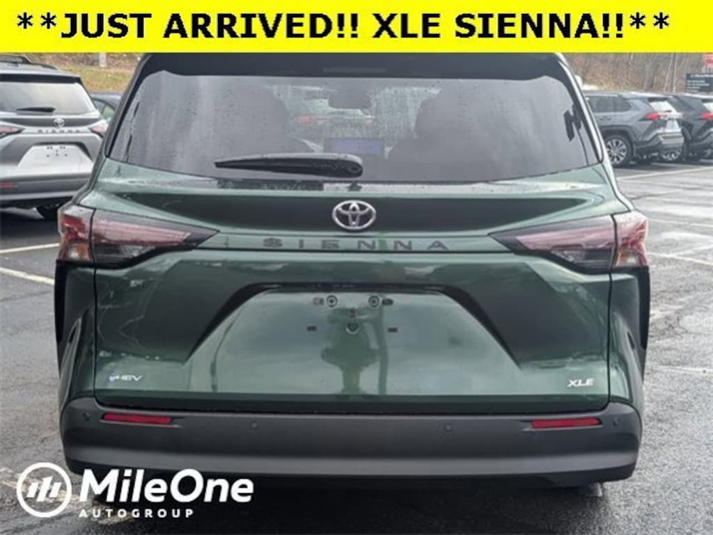 New 2026 Toyota Sienna XLE Van Passenger Van