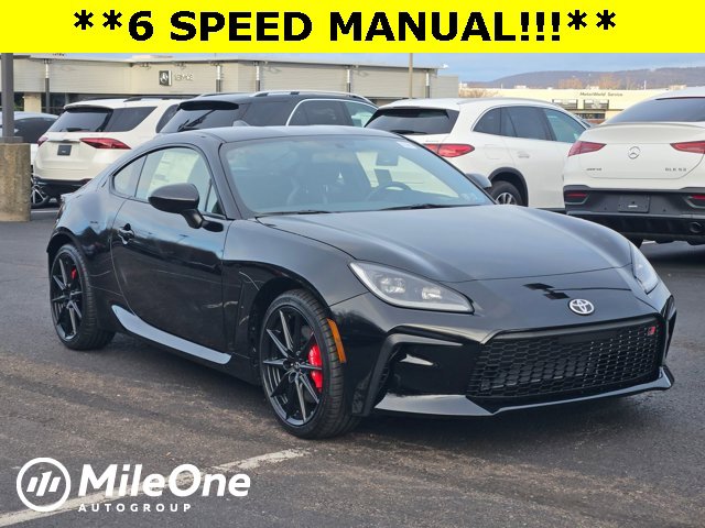 2025 Toyota GR86 Premium's photo