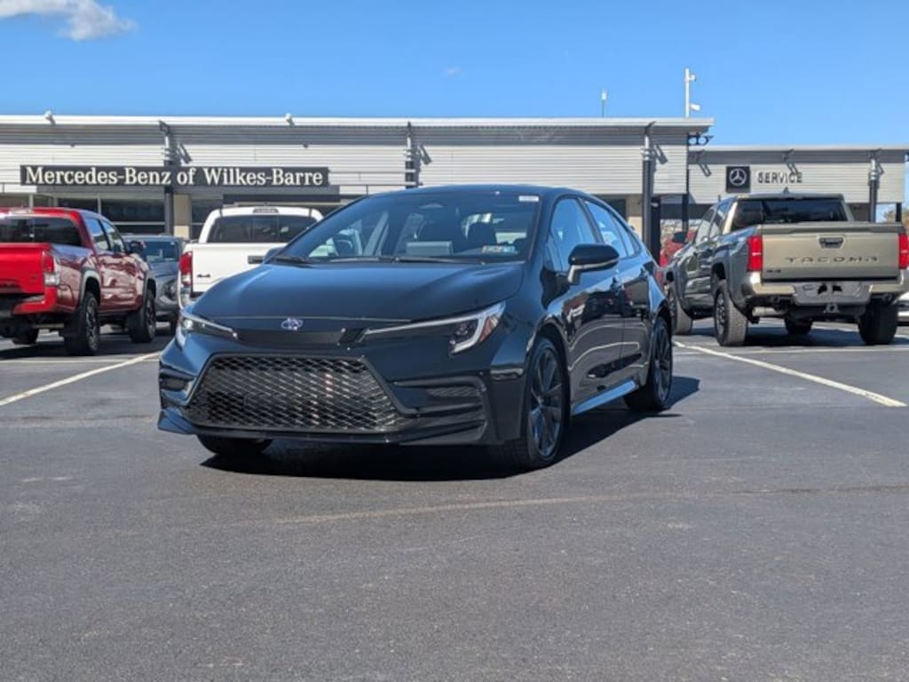 New 2026 Toyota Corolla SE Sedan