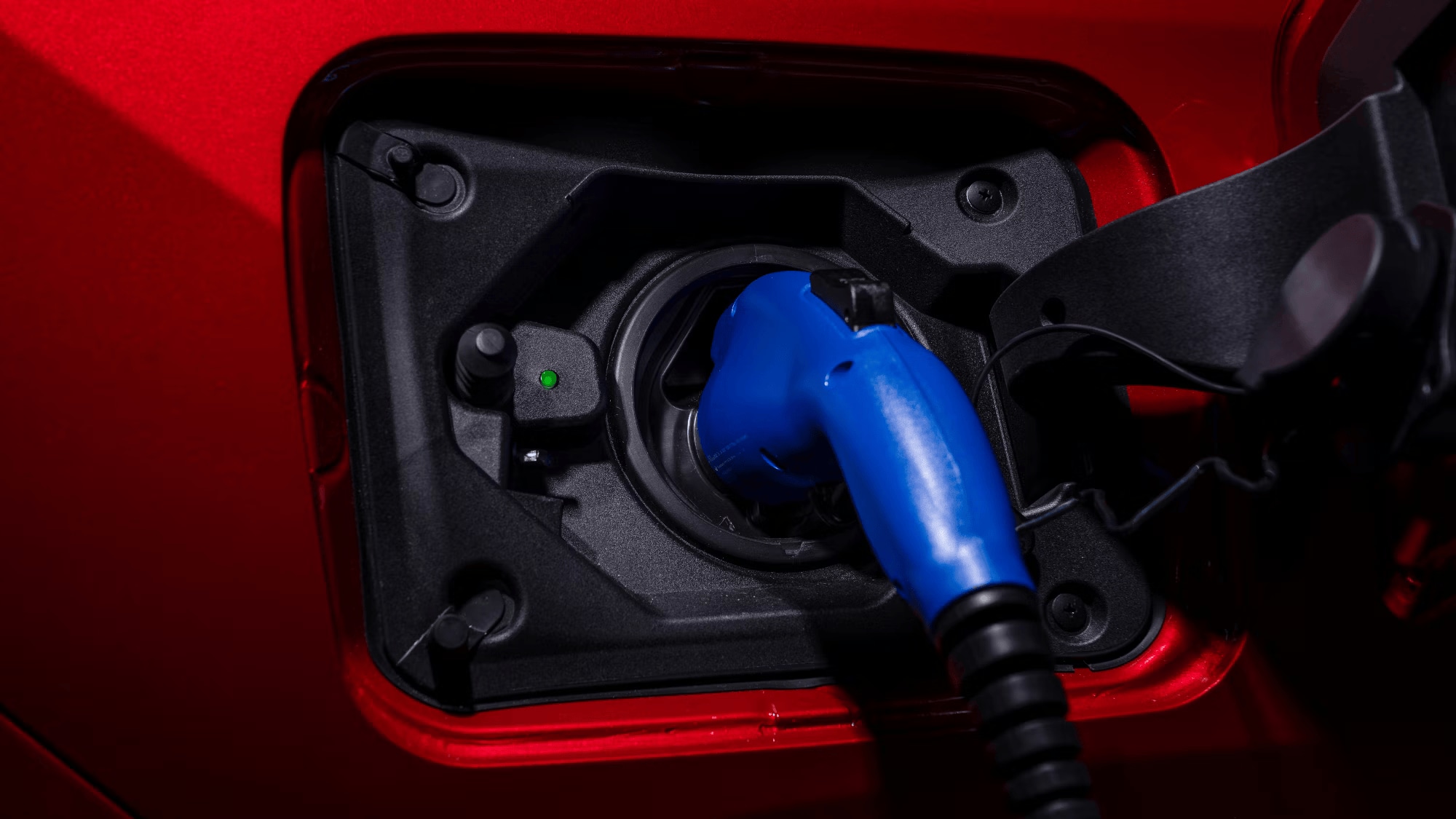 2025-Toyota-RAV4-PHEV-Charging.png