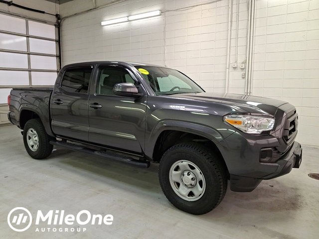 2023 Toyota Tacoma SR's photo