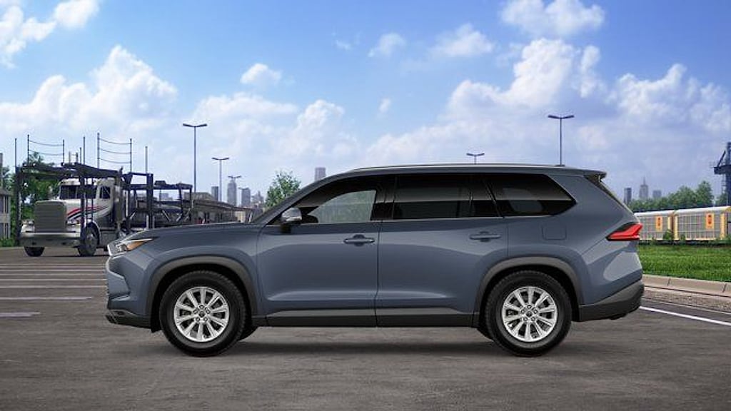 New 2026 Toyota Grand Highlander Hybrid XLE SUV