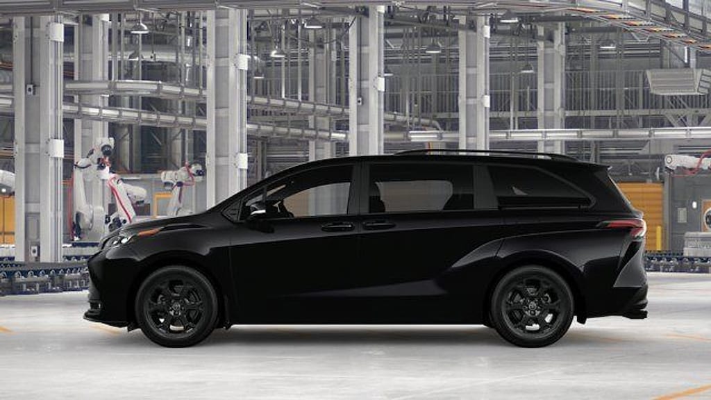 New 2026 Toyota Sienna Woodland Edition Van Passenger Van