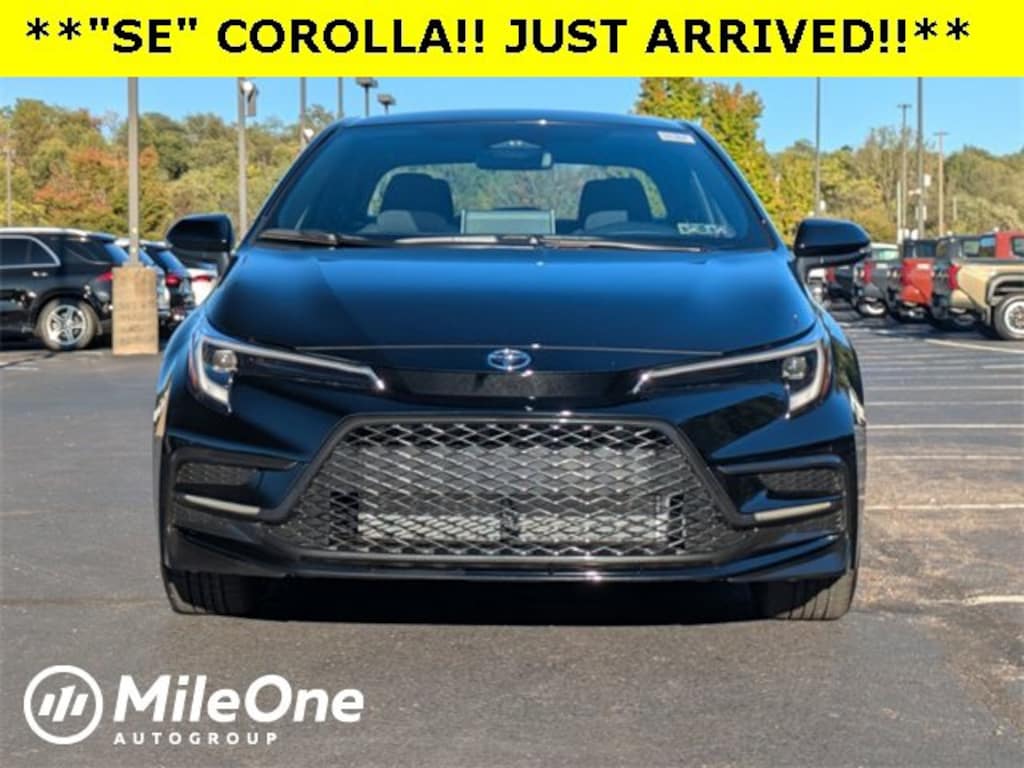 New 2026 Toyota Corolla SE Sedan