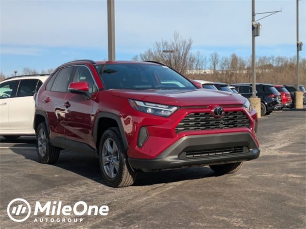 New 2025 Toyota RAV4 XLE SUV