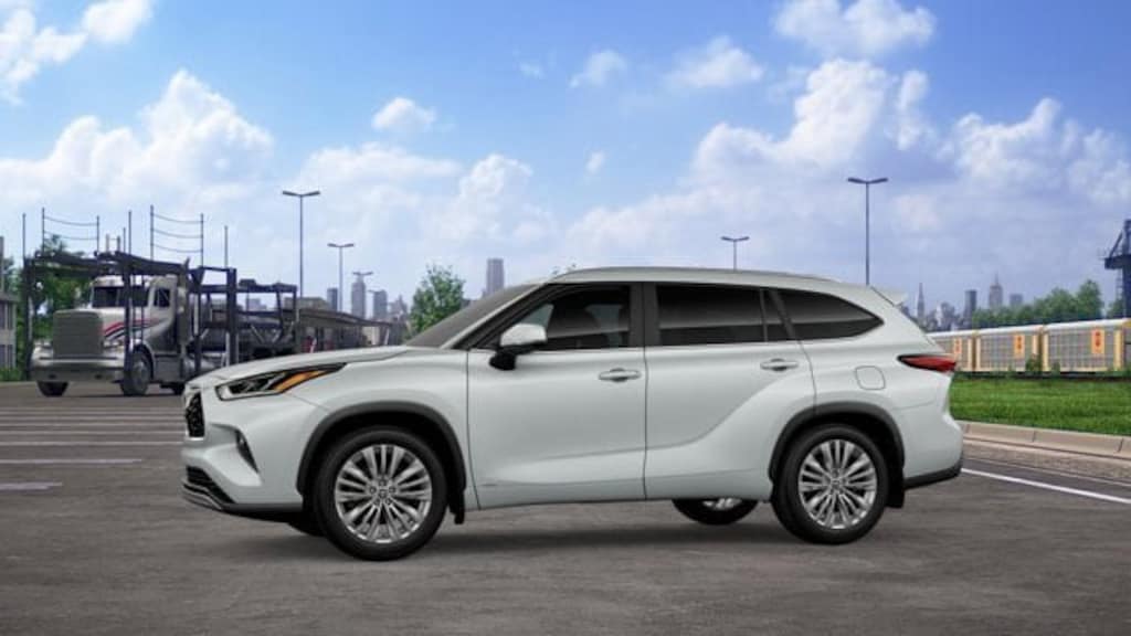 New 2026 Toyota Highlander Hybrid Platinum SUV