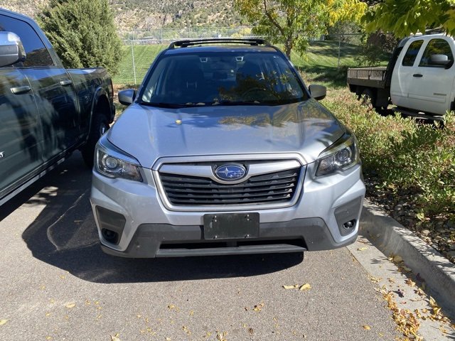 2019 Subaru Forester Premium photo 2