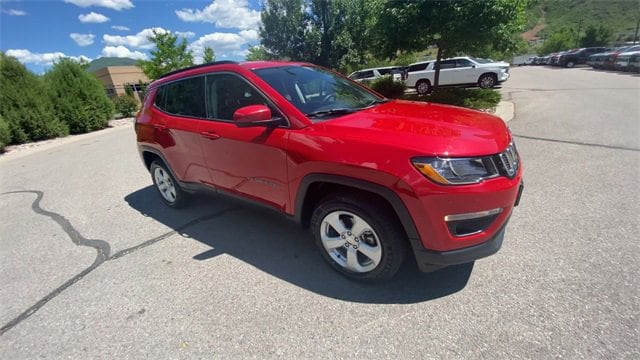 Used 2018 Jeep Compass Latitude with VIN 3C4NJDBB0JT501354 for sale in Glenwood Springs, CO