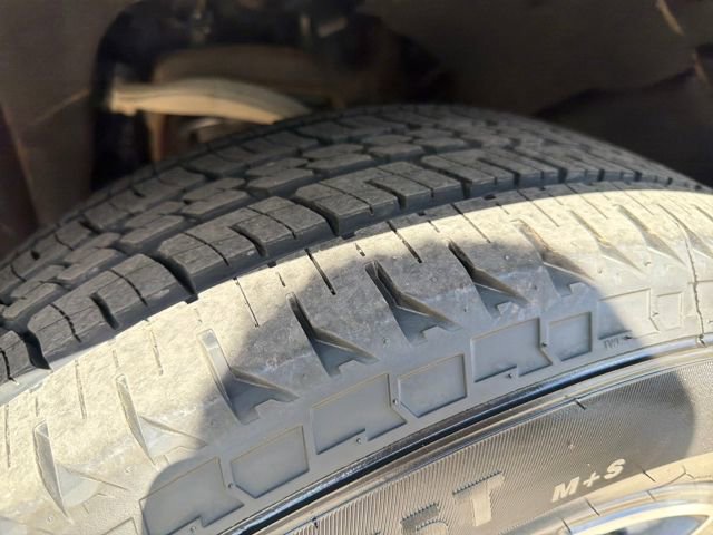 2022 Chevrolet Suburban Z71 - Photo 27