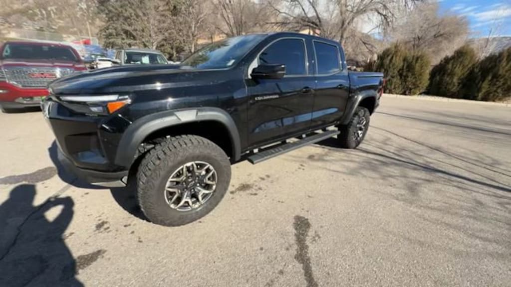 Used 2024 Chevrolet Colorado ZR2 Truck