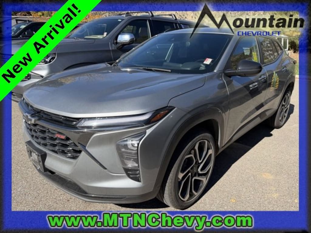 Used 2025 Chevrolet Trax 2RS SUV