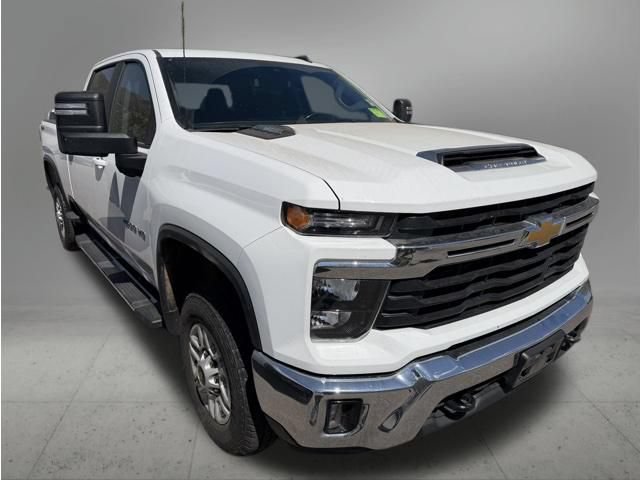 2025 Chevrolet Silverado 2500HD LT - Photo 6