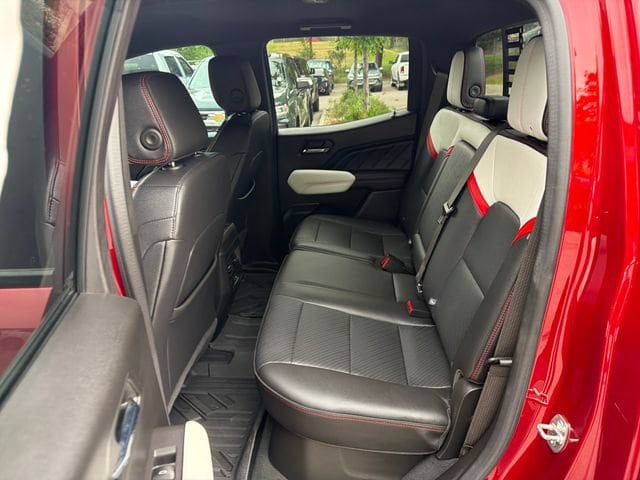 2023 GMC Canyon AT4X - Photo 13