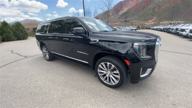 Used 2021 GMC Yukon XL Denali with VIN 1GKS2JKL6MR137885 for sale in Glenwood Springs, CO