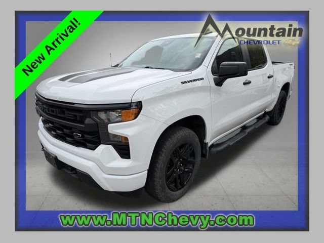 2024 Chevrolet Silverado 1500 Custom 4X4 Crew Cab Short Box's photo