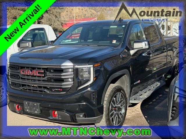 2023 GMC Sierra 1500 AT4's photo