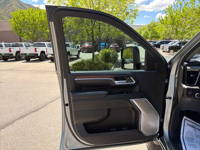 2025 GMC Sierra 2500HD Denali - Photo 10