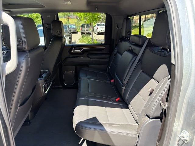 2025 GMC Sierra 2500HD Denali - Photo 13