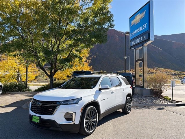 2023 Chevrolet Traverse RS's photo