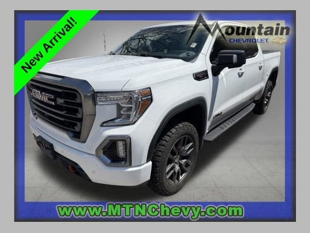 2022 GMC Sierra 4WD Crew Cab Short Box AT4's photo