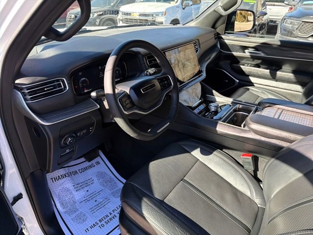 2024 Jeep Wagoneer L Series II - Photo 14