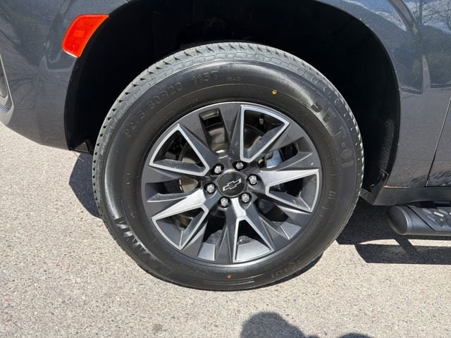 2022 Chevrolet Suburban Z71 - Photo 26