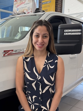 Staff member Laura Anchondo from ID_8d7421