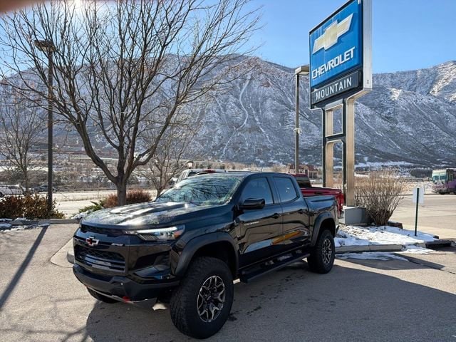 2024 Chevrolet Colorado ZR2's photo