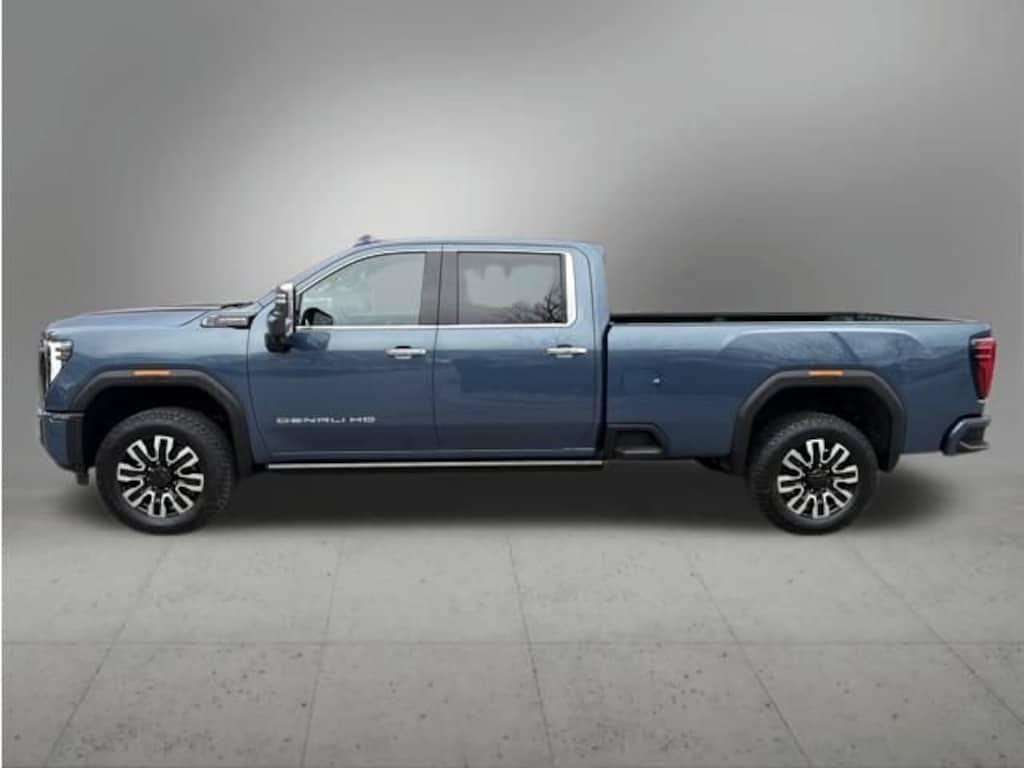 Used 2025 GMC Sierra 3500 HD Denali Ultimate Truck