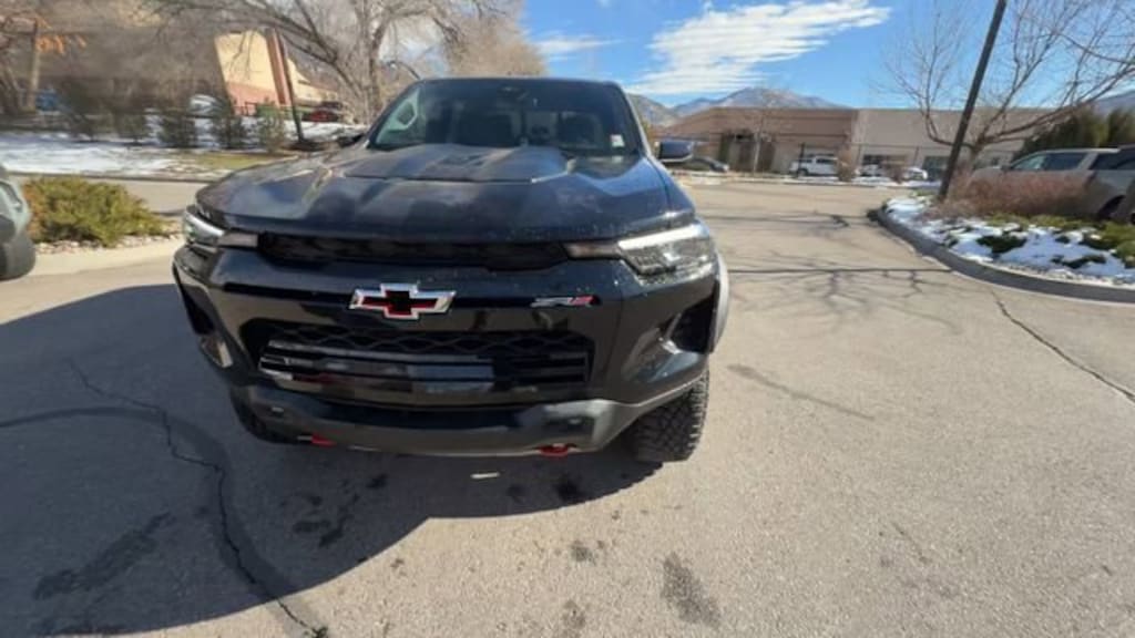 Used 2024 Chevrolet Colorado ZR2 Truck