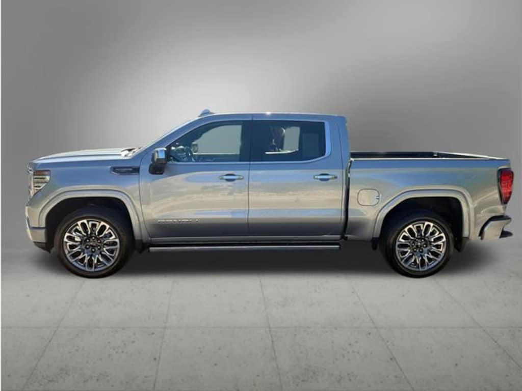 Used 2026 GMC Sierra 1500 Denali Ultimate Truck Crew Cab