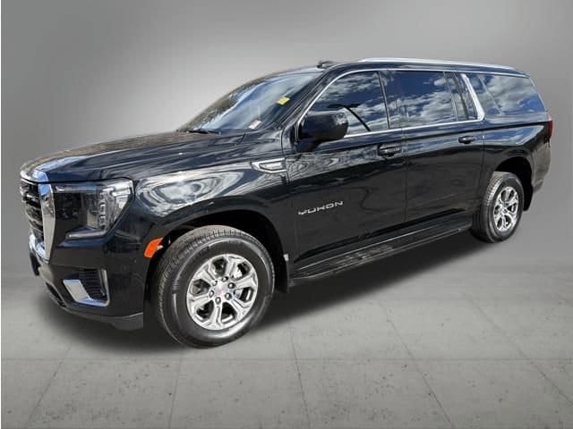 2023 GMC Yukon XL SLE's photo