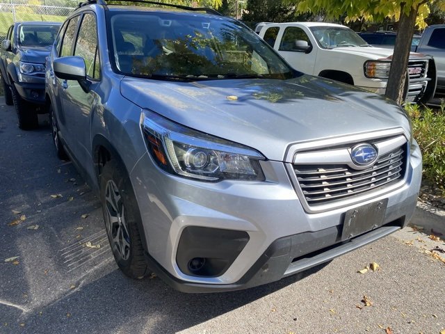 2019 Subaru Forester Premium photo 3