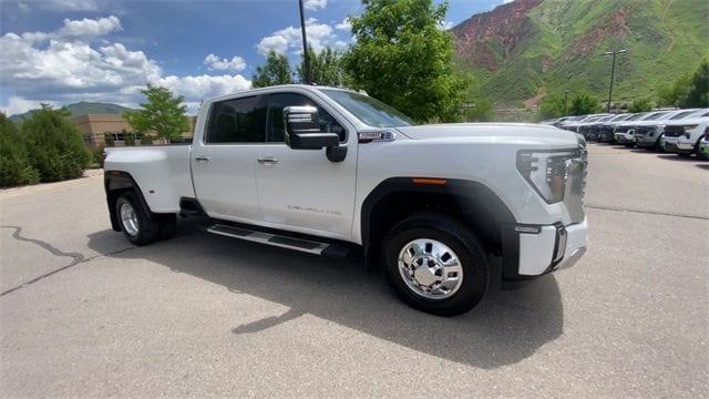 Used 2024 GMC Sierra 3500HD Denali with VIN 1GT49WEY4RF241109 for sale in Glenwood Springs, CO