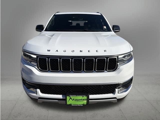 2024 Jeep Wagoneer L Series II - Photo 8