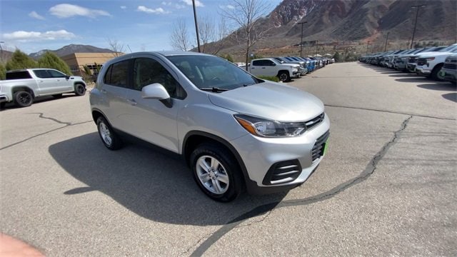 Used 2020 Chevrolet Trax LS with VIN 3GNCJNSB3LL196374 for sale in Glenwood Springs, CO