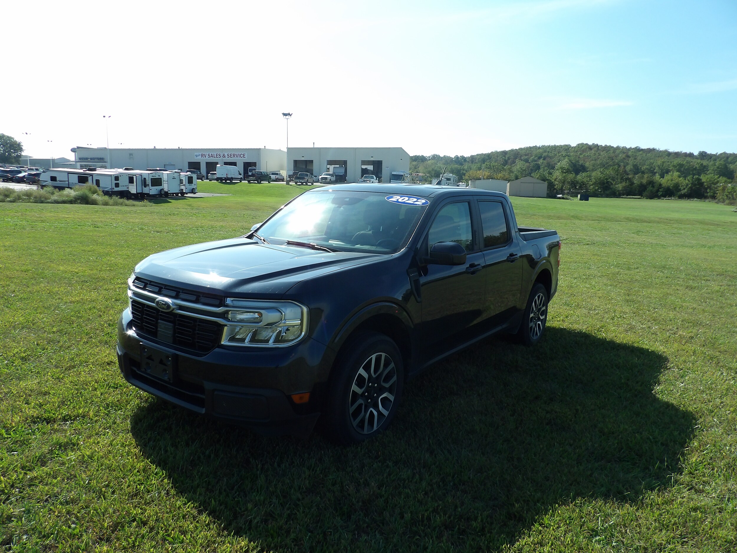 2022 Ford Maverick XLT photo 2