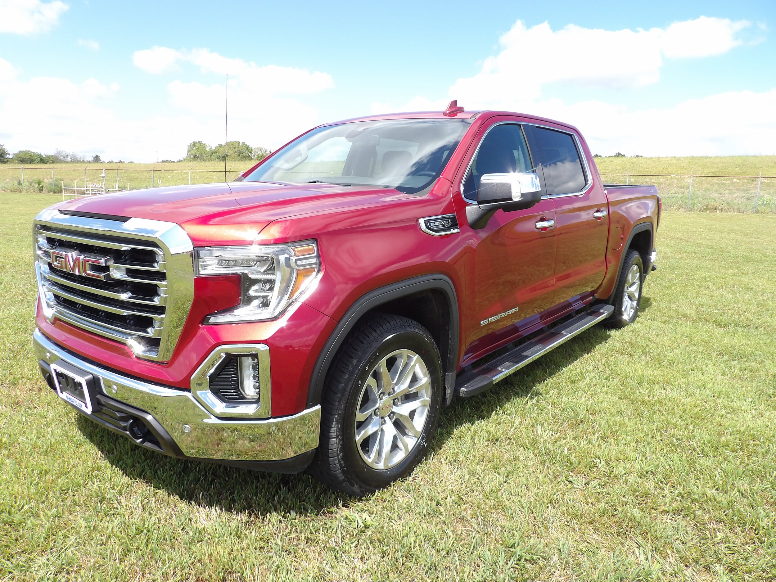 2019 Gmc Sierra SL photo 2