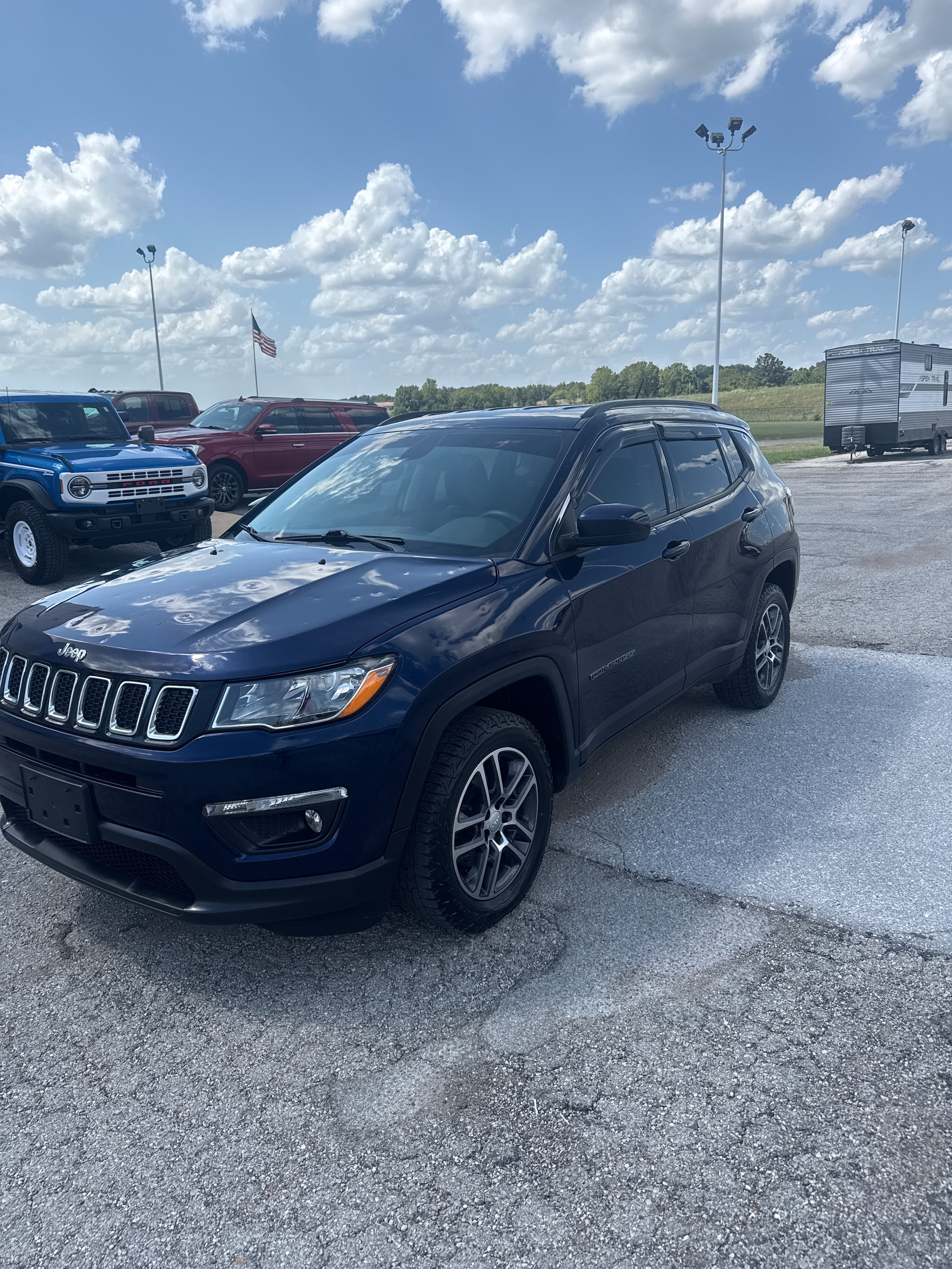 Used 2017 Jeep All-New Compass Latitude with VIN 3C4NJDBB0HT642323 for sale in Mountain Grove, MO