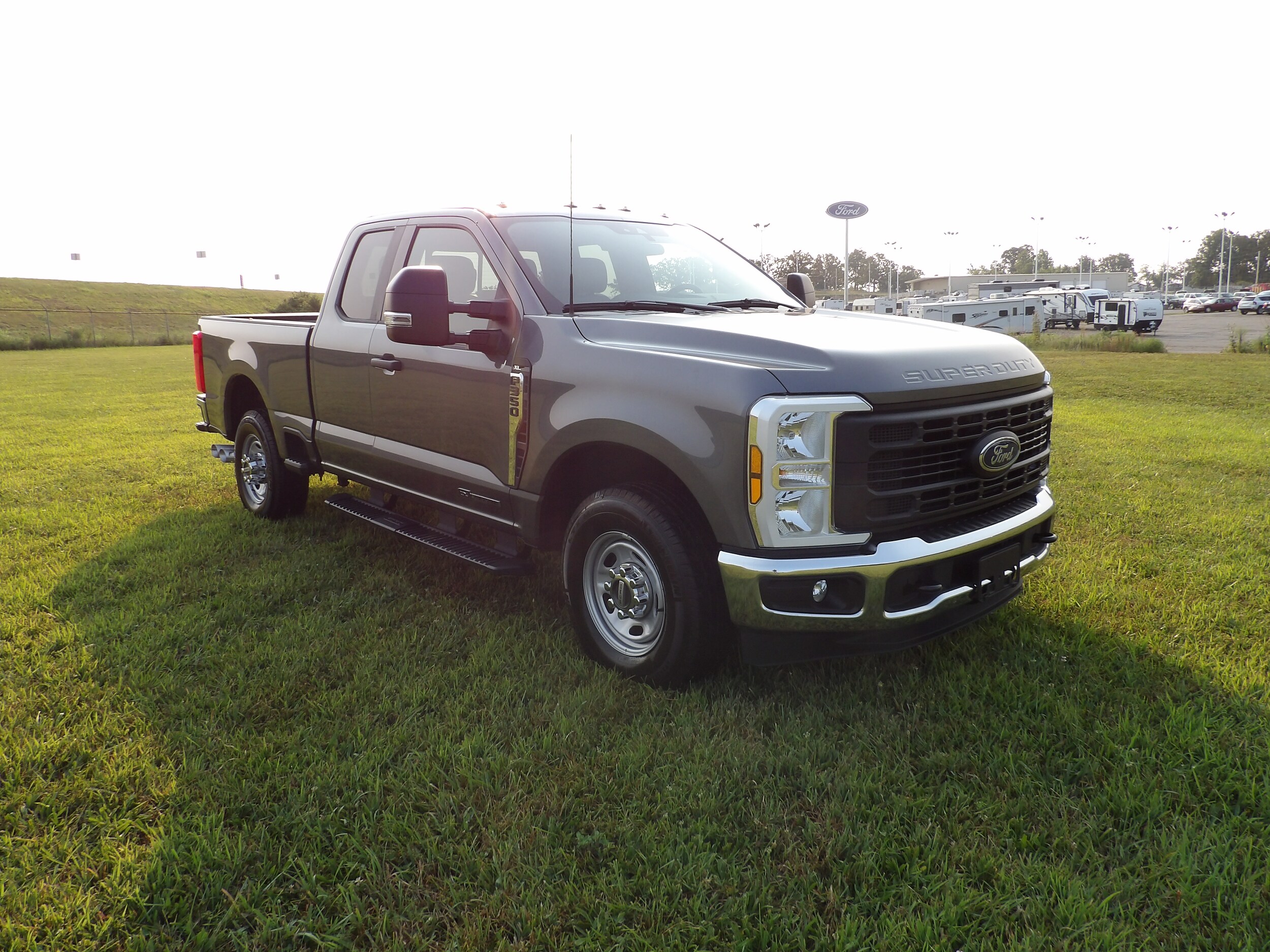 2024 Ford F-350 photo 4
