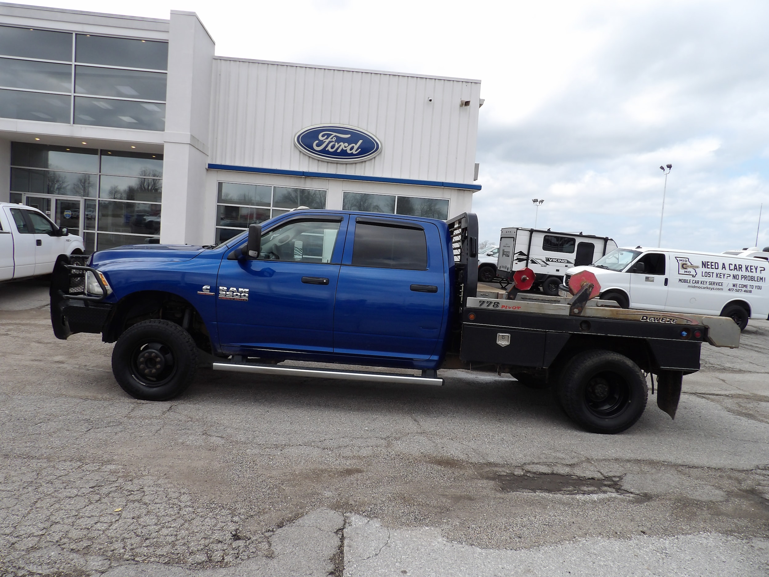 2017 RAM 3500 Tradesman 4X4 Crew Cab LWB's photo