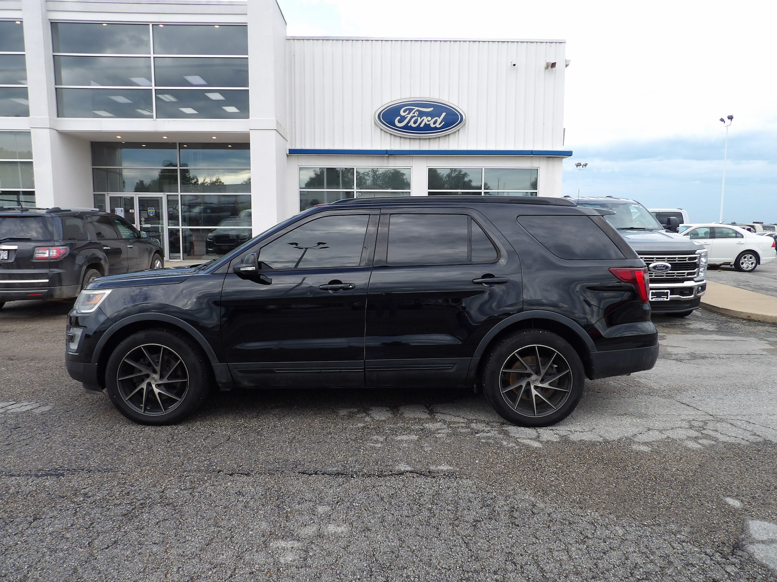 2016 Ford Explorer