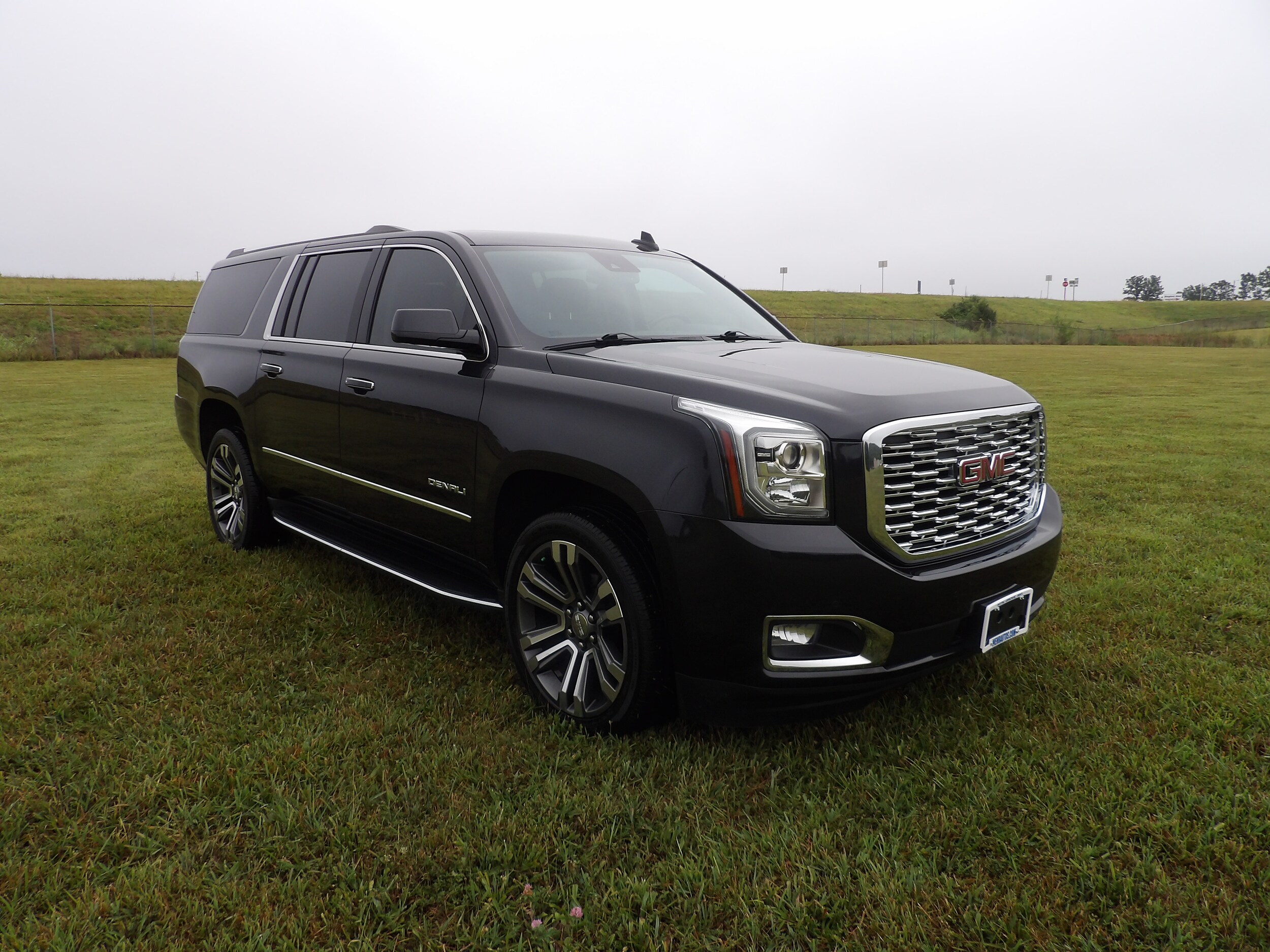 2020 Gmc Yukon Denali XL photo 4