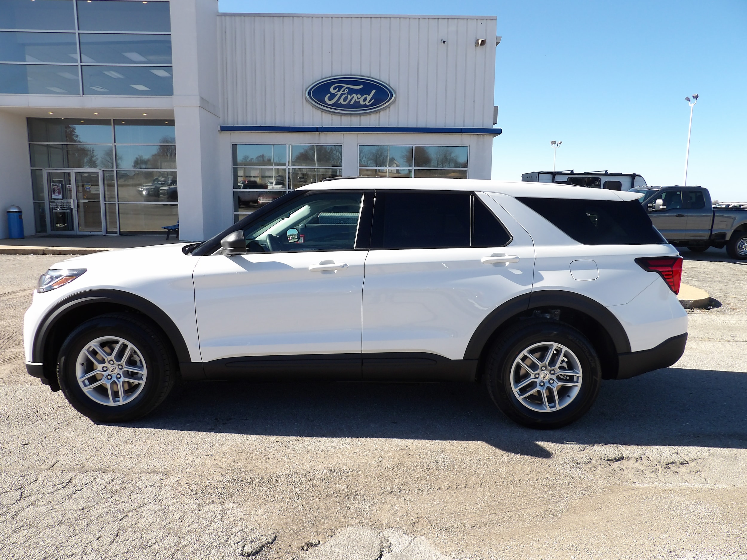 2026 Ford Explorer Active's photo