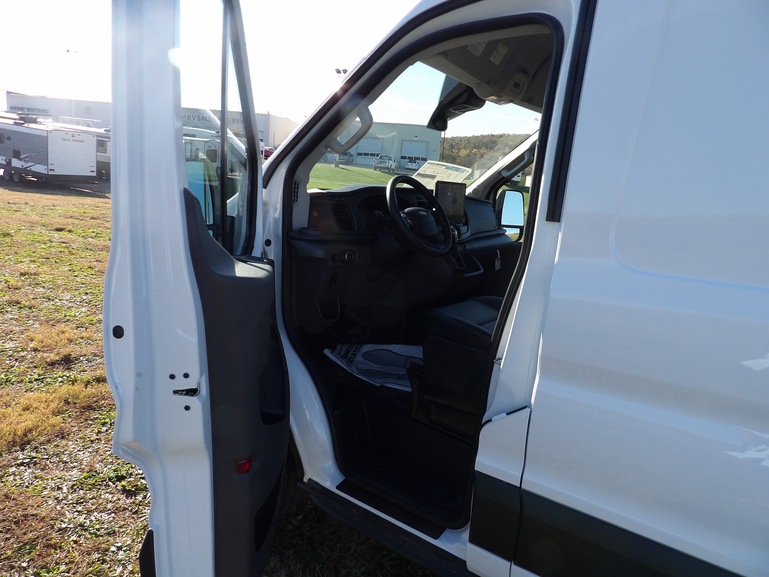 2026 Ford Transit Van Base - Photo 11