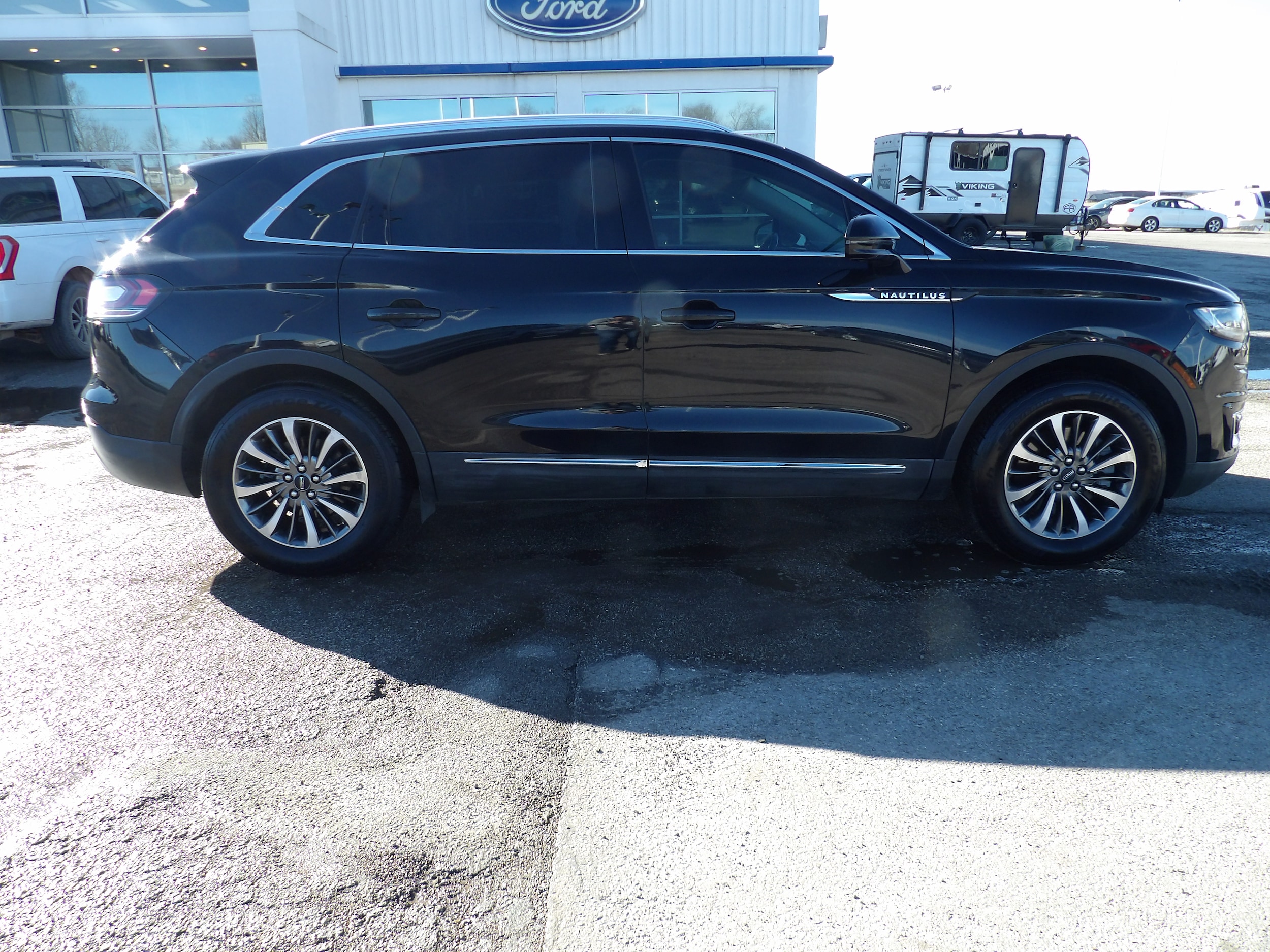 2020 Lincoln Nautilus Base